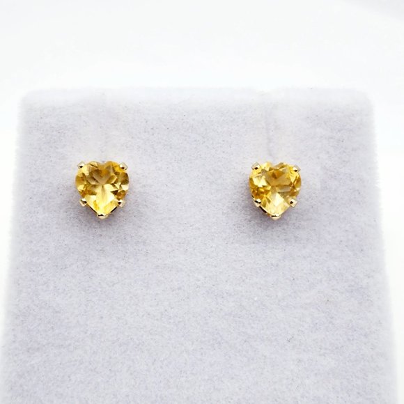 10K Yellow Gold Heart-Shaped Citrine 5x5mm Stud Earrings - Picture 1 of 7